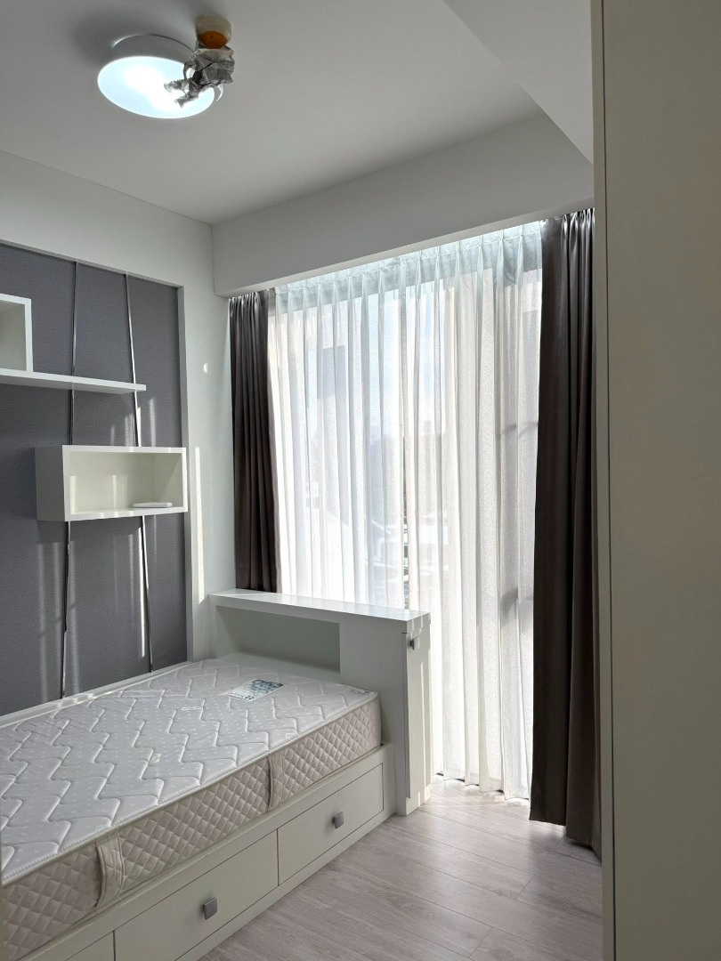 ให้เช่าคอนโดสุขุมวิท อโศก ทองหล่อ : 🔥ให้เช่าด่วน🔥ไซมิส จอยญ่า 2ห้องนอน ตกแต่งสวย เฟอร์นิเจอร์ครบพร้อมเข้าอยู่ ใกล้รถไฟฟ้า BTS พร้อมพงษ์