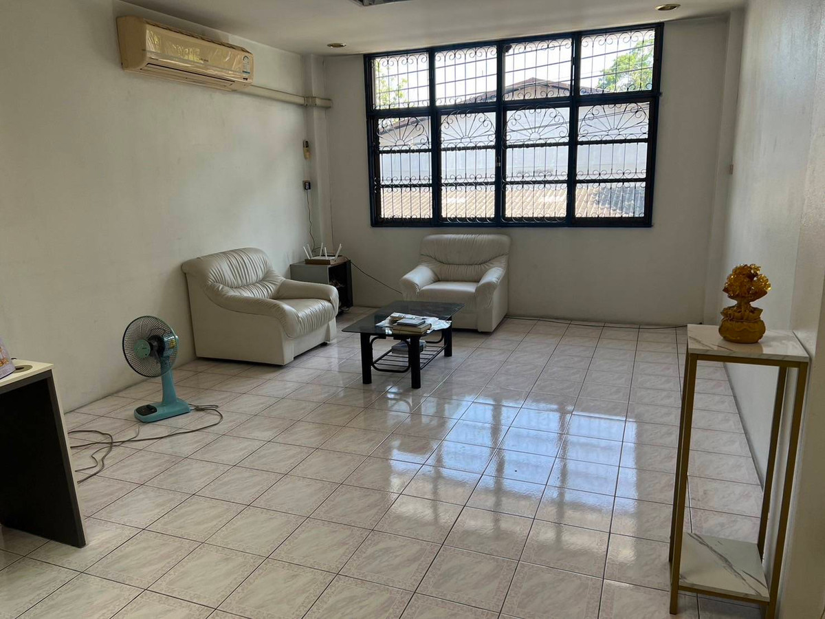 ขายอาคารพาณิชย์สาทร นราธิวาส : 💥ขายอาคารพาณิชย์💥 ซอยนนทรี 14 พร้อมผู้เช่า หรืออยู่เอง สภาพดีพร้อมใช้เปิดสำนักงาน หรือใช้เก็บสินค้า ต่อรองหรือเสนอราคามาได้