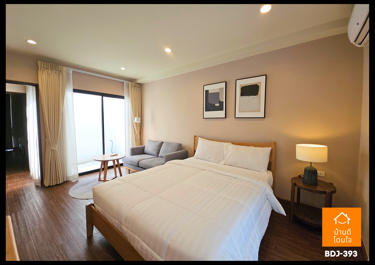 For SaleTownhomeNawamin, Ramindra : Home office for sale Plume Watcharaphon-Ekkamai (22.5 sq m) near Watcharaphon 5 intersection, decorated and ready to move in.