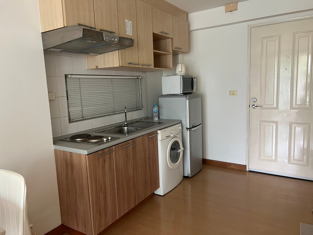 For RentCondoSukhumvit, Asoke, Thonglor : Studio unit at Plus 38 Hip Condo, Easy walk to BTS Thonglor