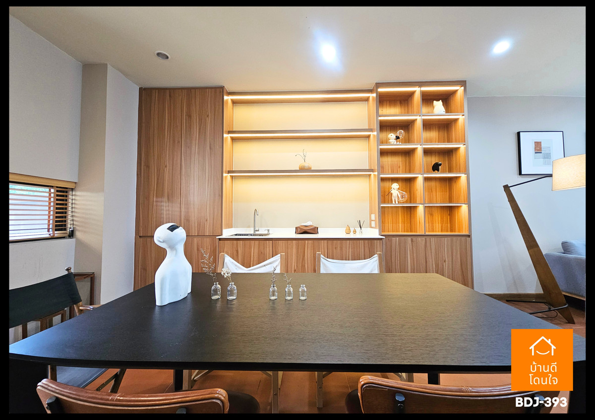 For SaleTownhomeNawamin, Ramindra : Home office for sale Plume Watcharaphon-Ekkamai (22.5 sq m) near Watcharaphon 5 intersection, decorated and ready to move in.