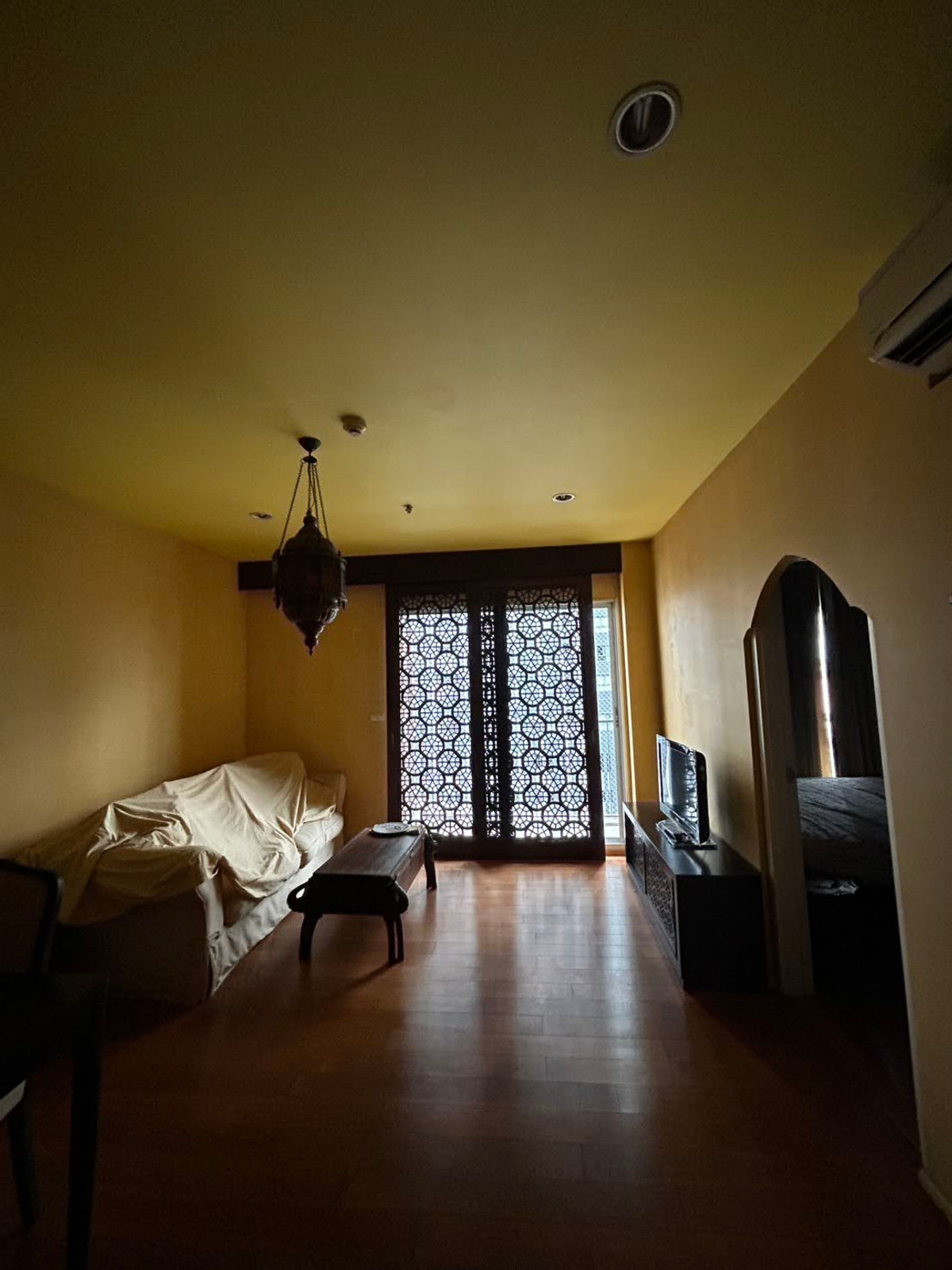 For SaleCondoWongwianyai, Charoennakor : for sale condo Hive Taksin (S15-11583)