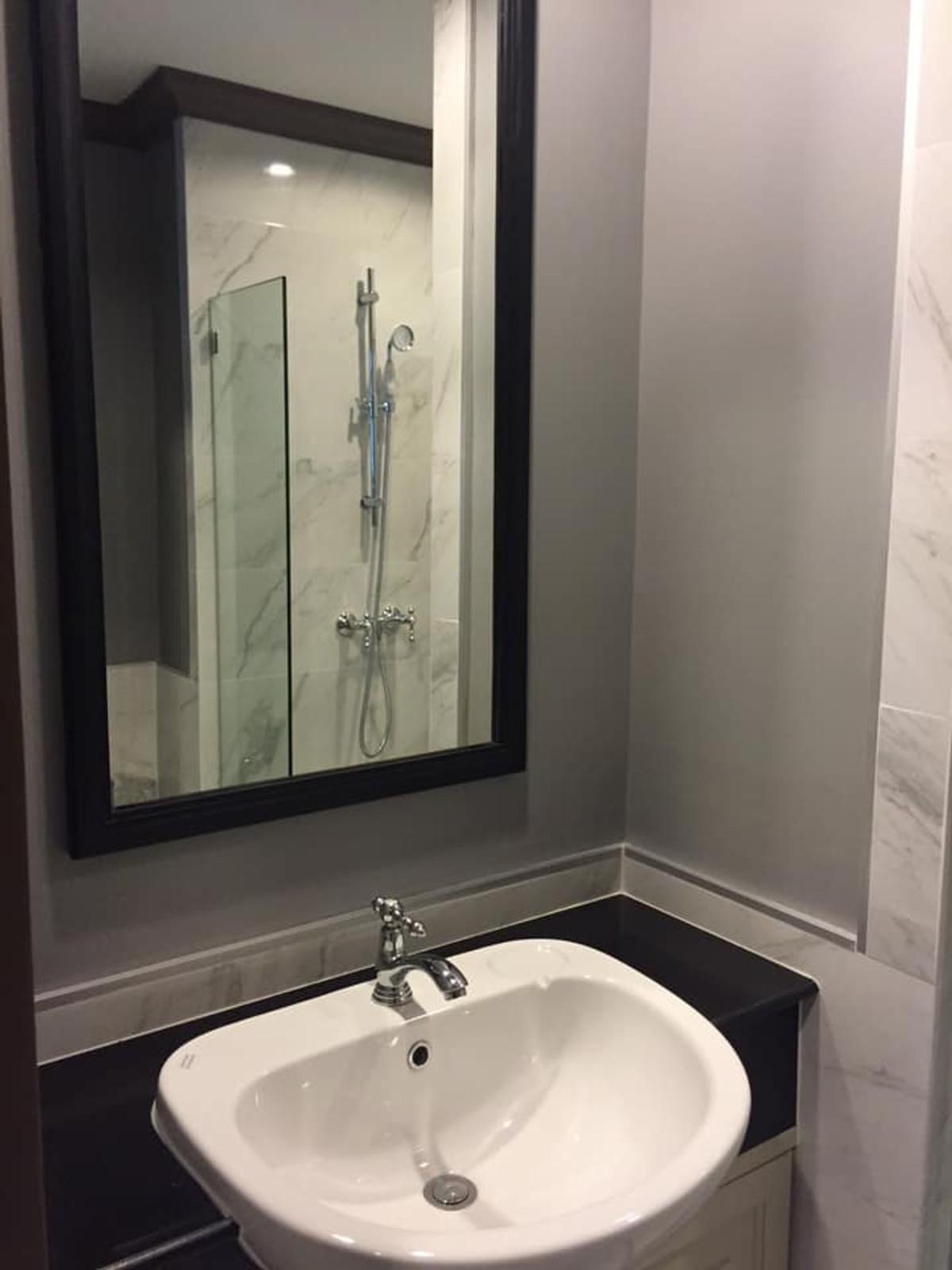 For SaleCondoSiam Paragon ,Chulalongkorn,Samyan : The Reserve Kasemsan 3【𝐒𝐄𝐋𝐋 & 𝐑𝐄𝐍𝐓】🔥Beautiful condo with spacious, airy rooms and complete amenities, near BTS Siam🔥  Contact Line ID: @hacondo