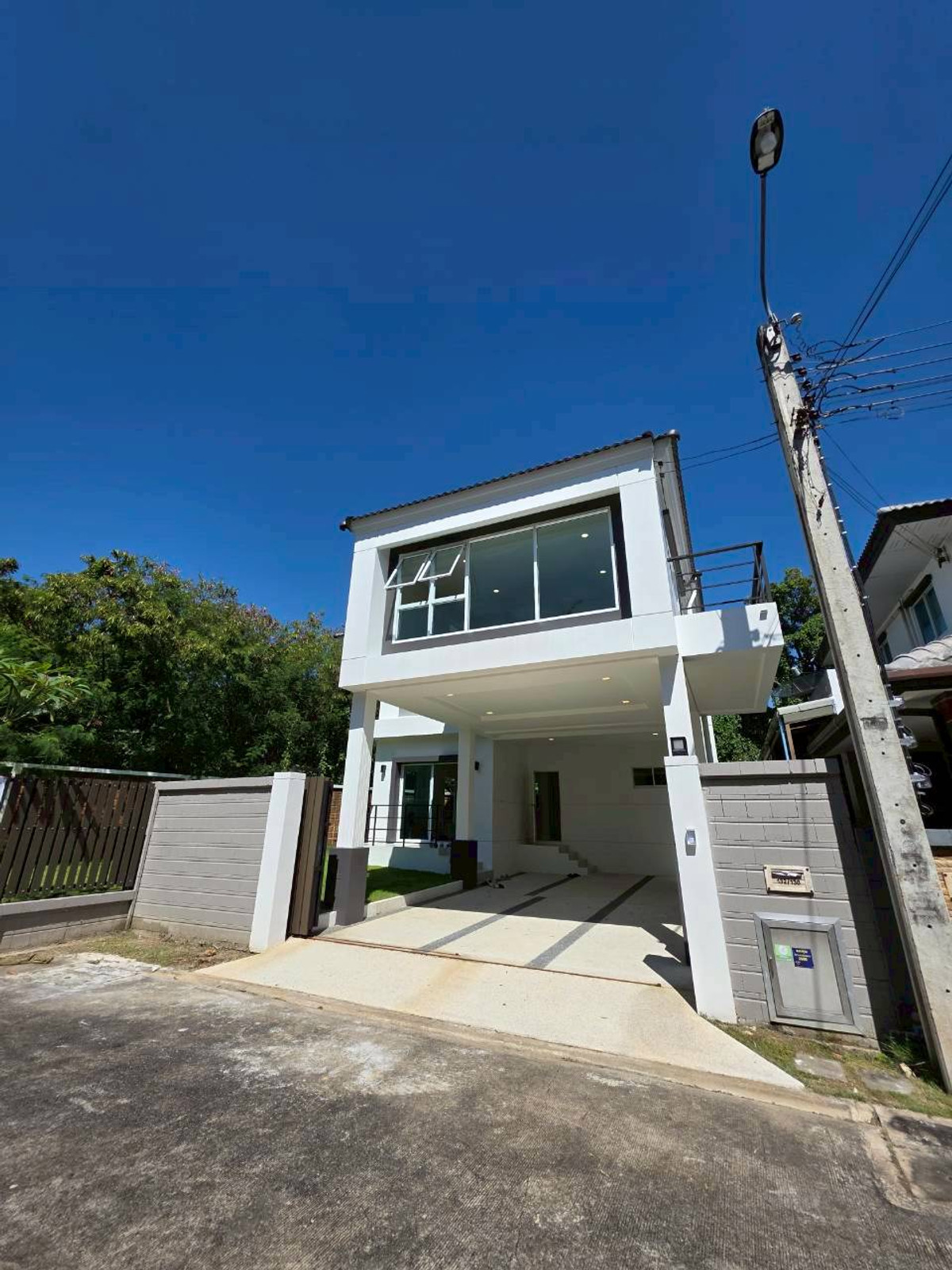 For SaleHouseRama5, Ratchapruek, Bangkruai : Single house for sale, Casa Ville Ratchaphruek-Rama 5, corner house, lots of space, newly decorated, ready to move in.