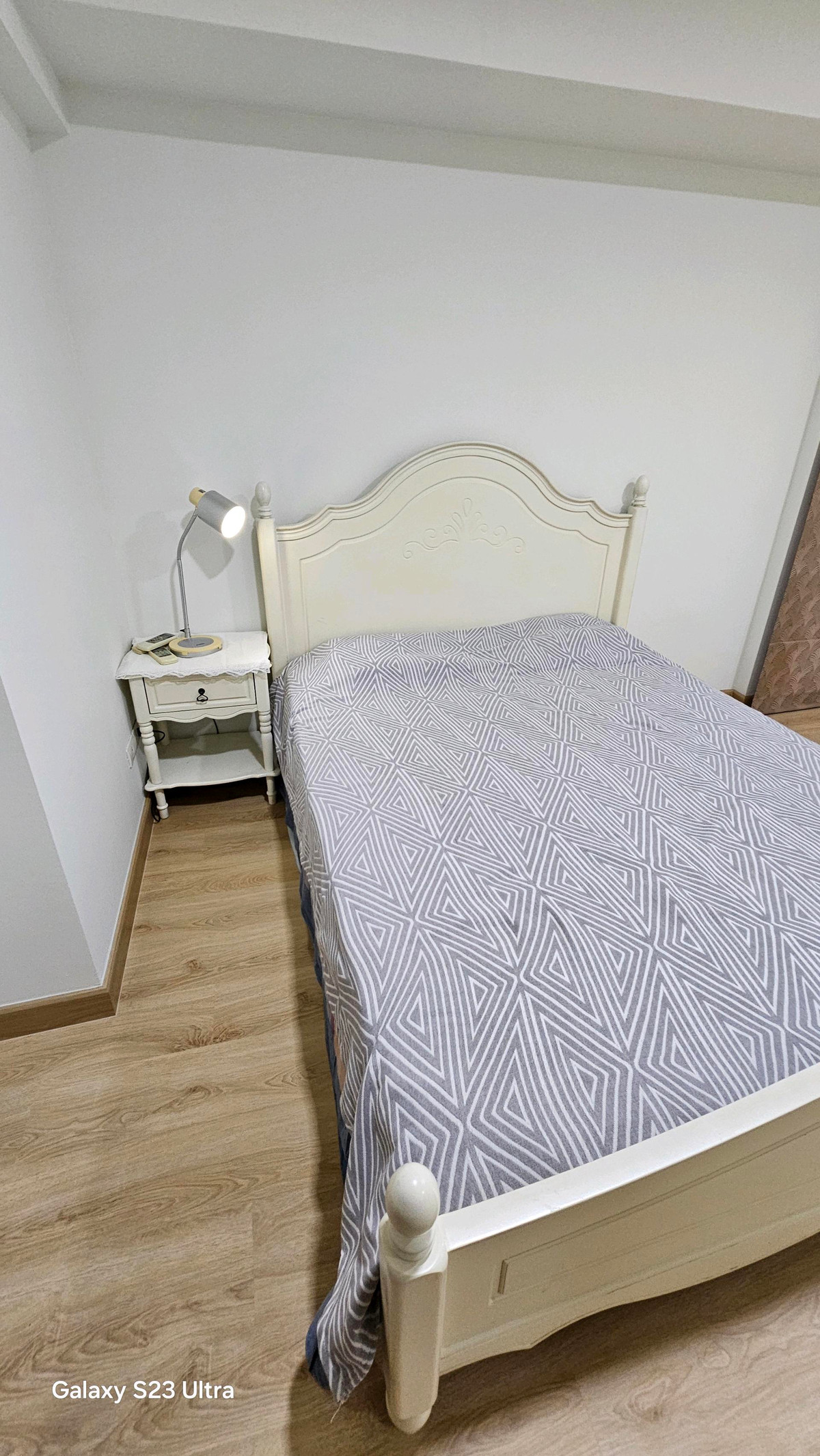 ขายคอนโดพระราม 9 เพชรบุรีตัดใหม่ RCA : ​ห้องใหญ่ 2 ห้องนอน: พื้นที่ใช้สอยกว้างขวาง ตอบโจทย์ครอบครัวเล็กหรือผู้ที่ต้องการพื้นที่ทำงาน (Work From Home) แยกส่วน​ส่วนตัวสูง: การจัดวางห้องภายในโครงการคำนึงถึงความเป็นส่วนตัวของผู้อยู่อาศัยเป็นหลัก