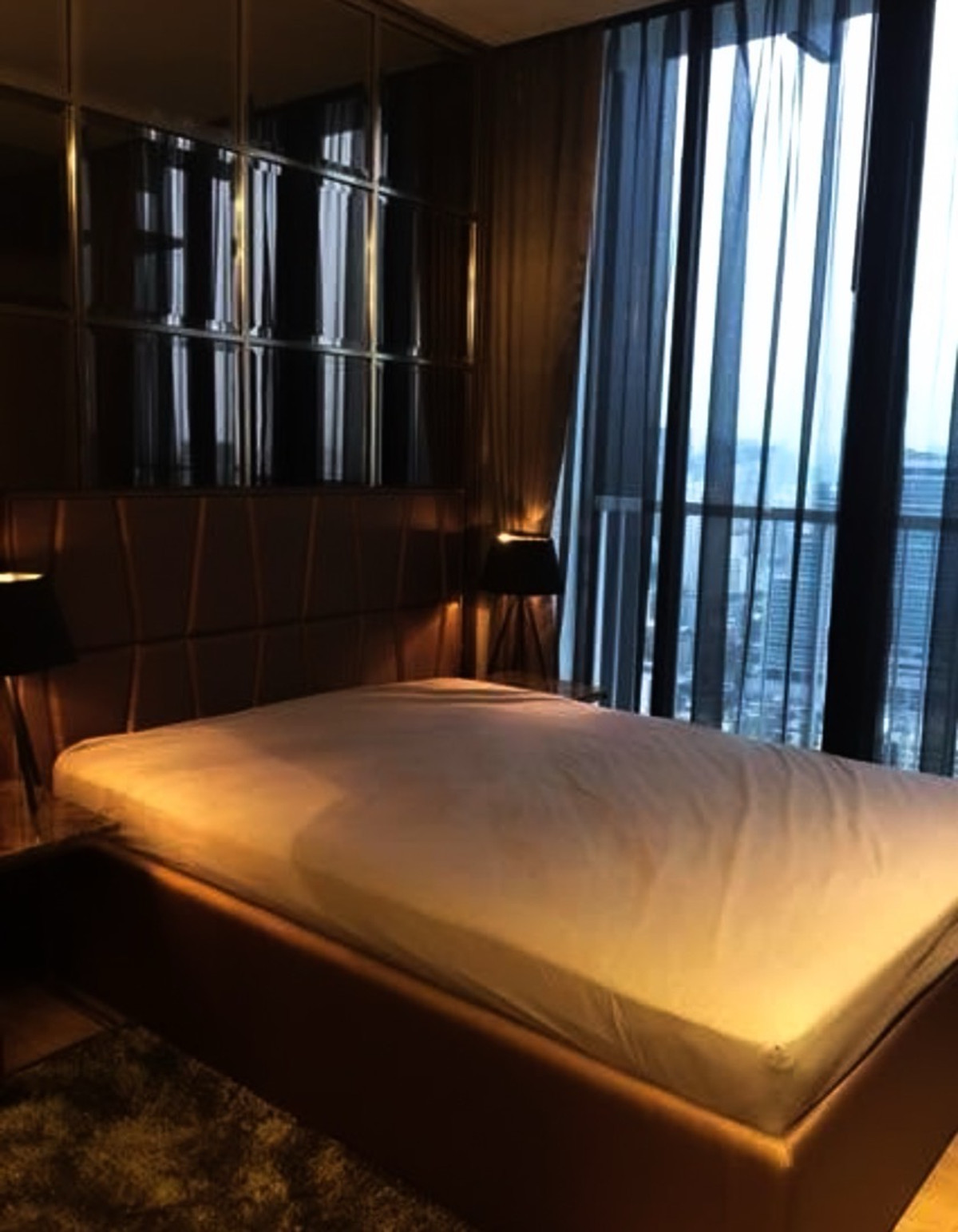 ให้เช่าคอนโดสุขุมวิท อโศก ทองหล่อ : เช่าด่วน!! พาร์ค 24 ทำเลทองใกล้ห้าง