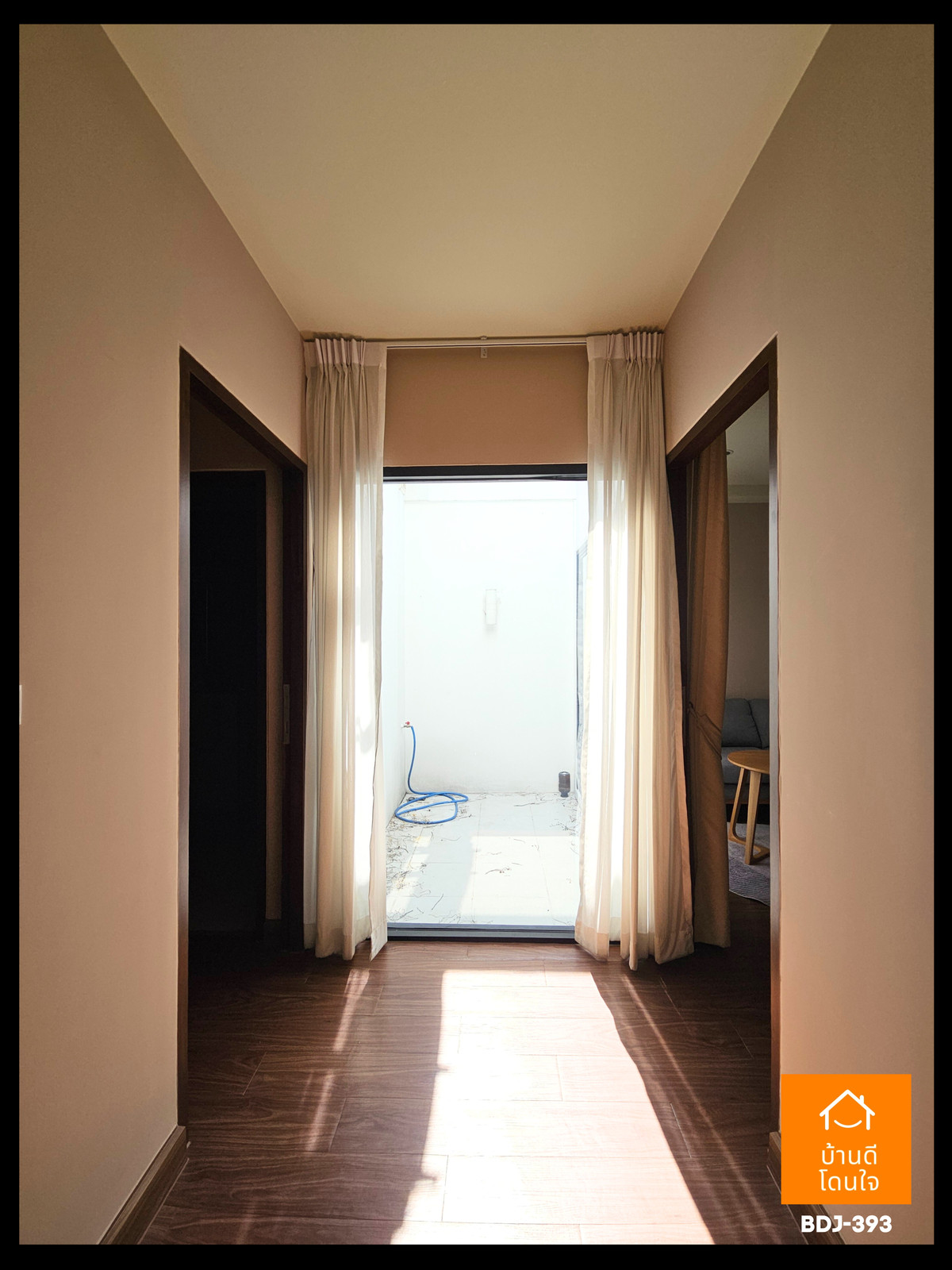 For SaleTownhomeNawamin, Ramindra : Home office for sale Plume Watcharaphon-Ekkamai (22.5 sq m) near Watcharaphon 5 intersection, decorated and ready to move in.