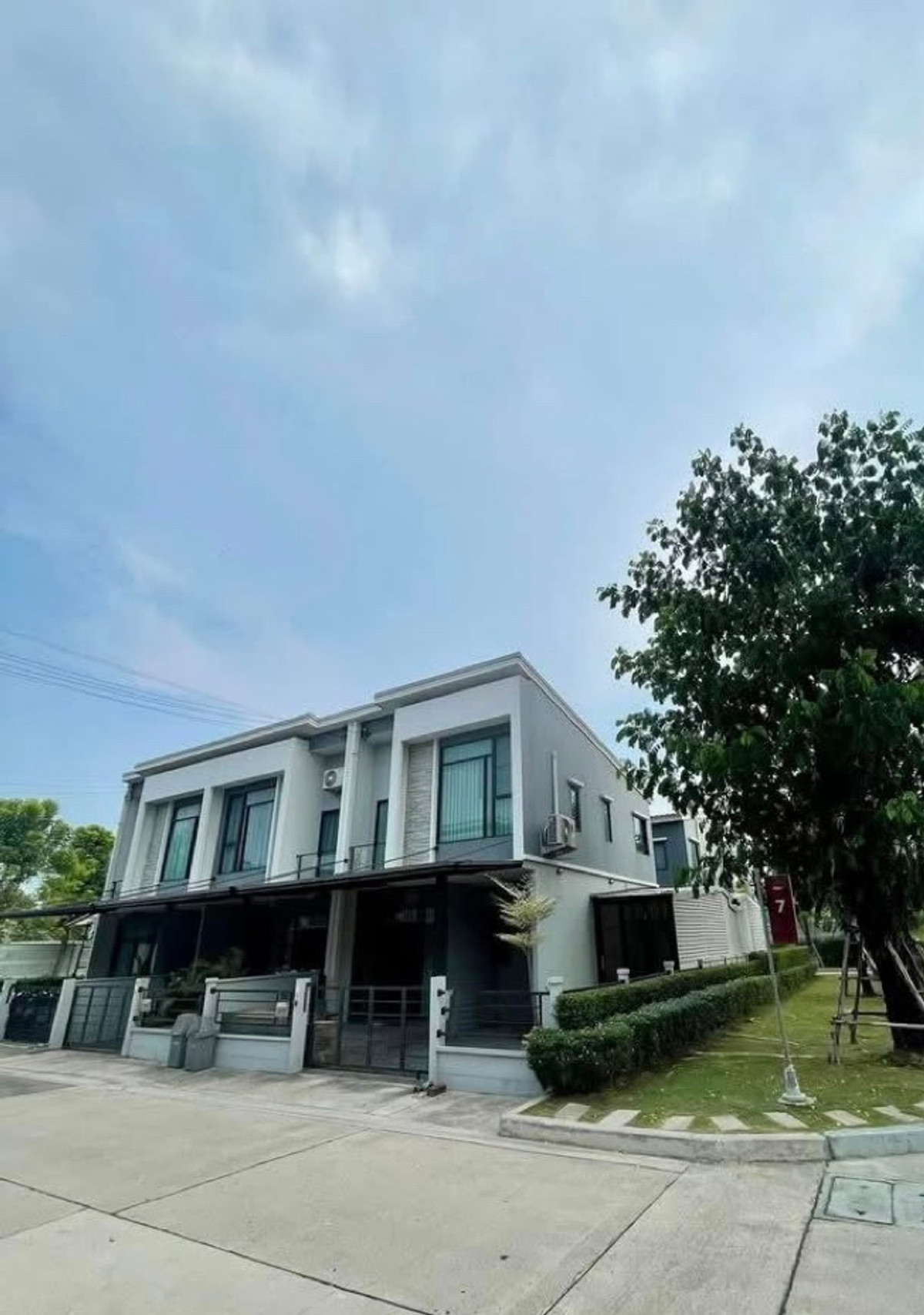 For RentTownhomeNawamin, Ramindra : Townhome for rent Pleno Permsin-Watcharaphon near BTS Saphan Mai and Don Mueang Airport.