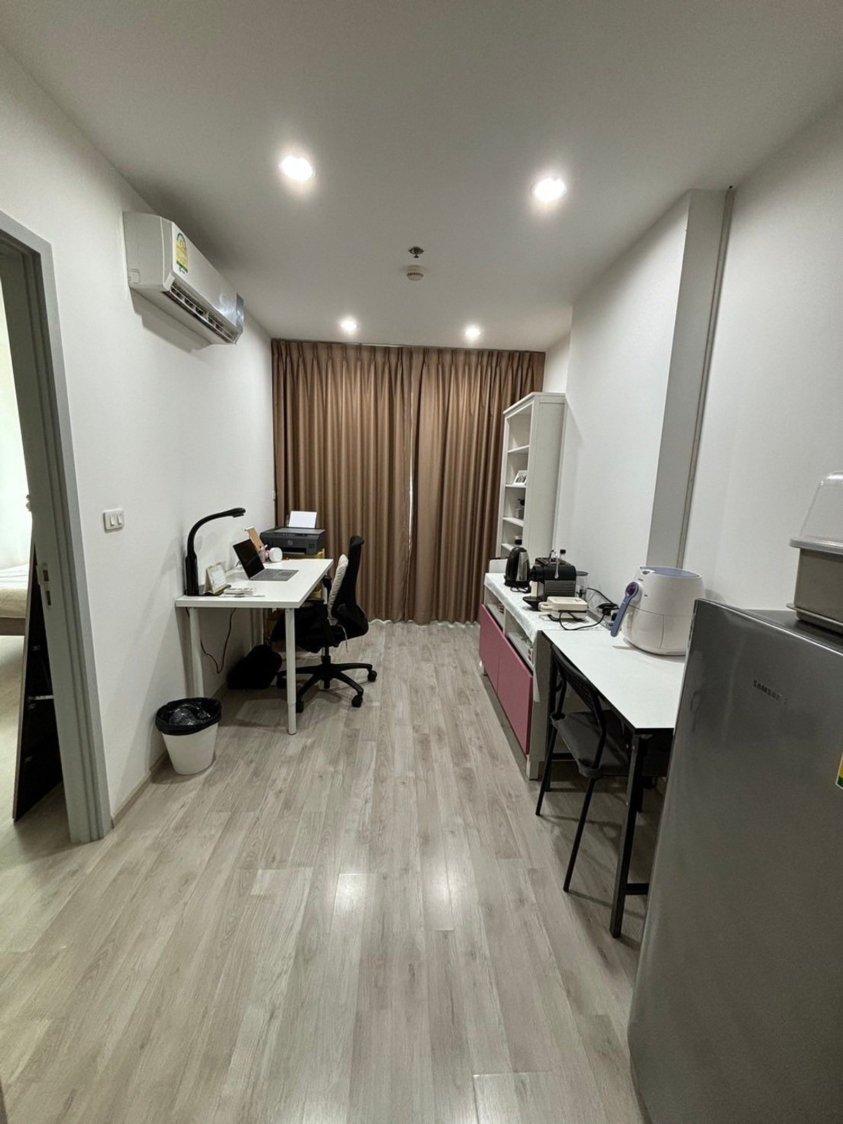 ขายคอนโดปิ่นเกล้า จรัญสนิทวงศ์ : 🔥 [ ขายคอนโด ] -  [ IDEO MOBI จรัญ–Interchange ] 1 นอน ห้องสวย เฟอร์ครบ พร้อมผู้เช่า! ทำเลดี ใกล้ MRT บางขุนนนท์ และมี Shuttle Bus รับ–ส่งไป รพ.ศิริราช เหมาะสุดๆ สำหรับบุคลากรและนักศึกษาทางการแพทย์ เพียง 3.29 ล้านบาท รหัสทรัพย์: CC210069