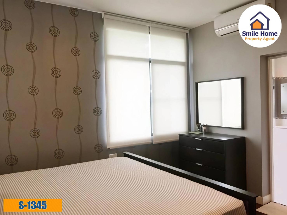 ขายบ้านลาดกระบัง สุวรรณภูมิ : ขายบ้านเดี่ยวมัณฑนา อ่อนนุช-วงแหวน4  หน้าสวนต้นโครงการ