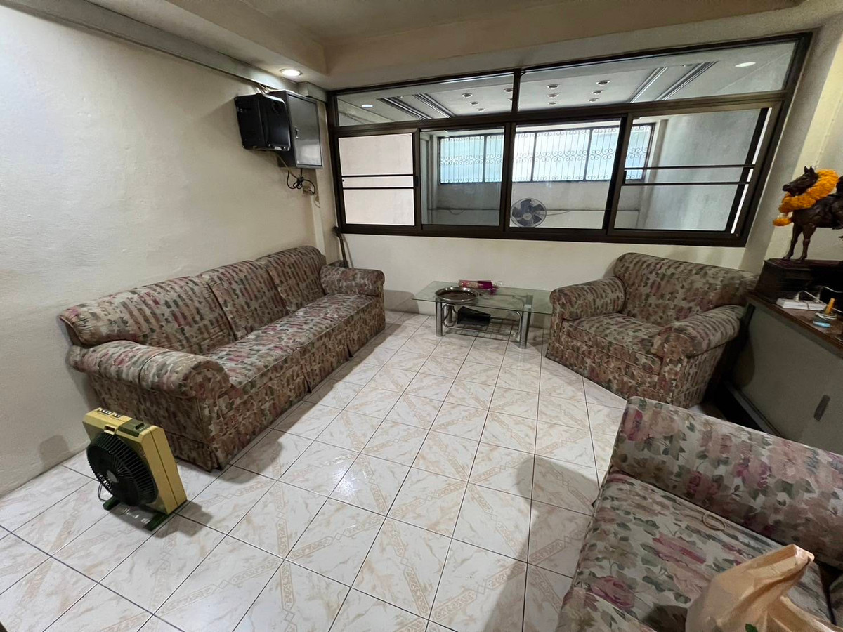 ขายอาคารพาณิชย์สาทร นราธิวาส : 💥ขายอาคารพาณิชย์💥 ซอยนนทรี 14 พร้อมผู้เช่า หรืออยู่เอง สภาพดีพร้อมใช้เปิดสำนักงาน หรือใช้เก็บสินค้า ต่อรองหรือเสนอราคามาได้