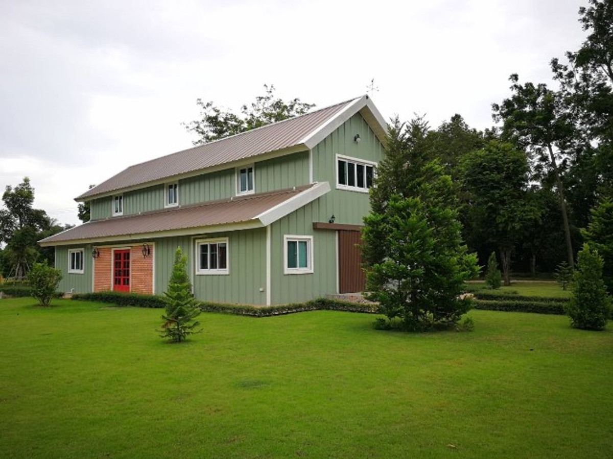 ขายที่ดินราชบุรี : ขาย ที่ดิน 13-0-15.9 ไร่ ริมแม่น้ำแม่กลอง พร้อมบ้าน 4 หลัง สไตล์ Barn House บางโตนด โพธาราม  ราชบุรี  