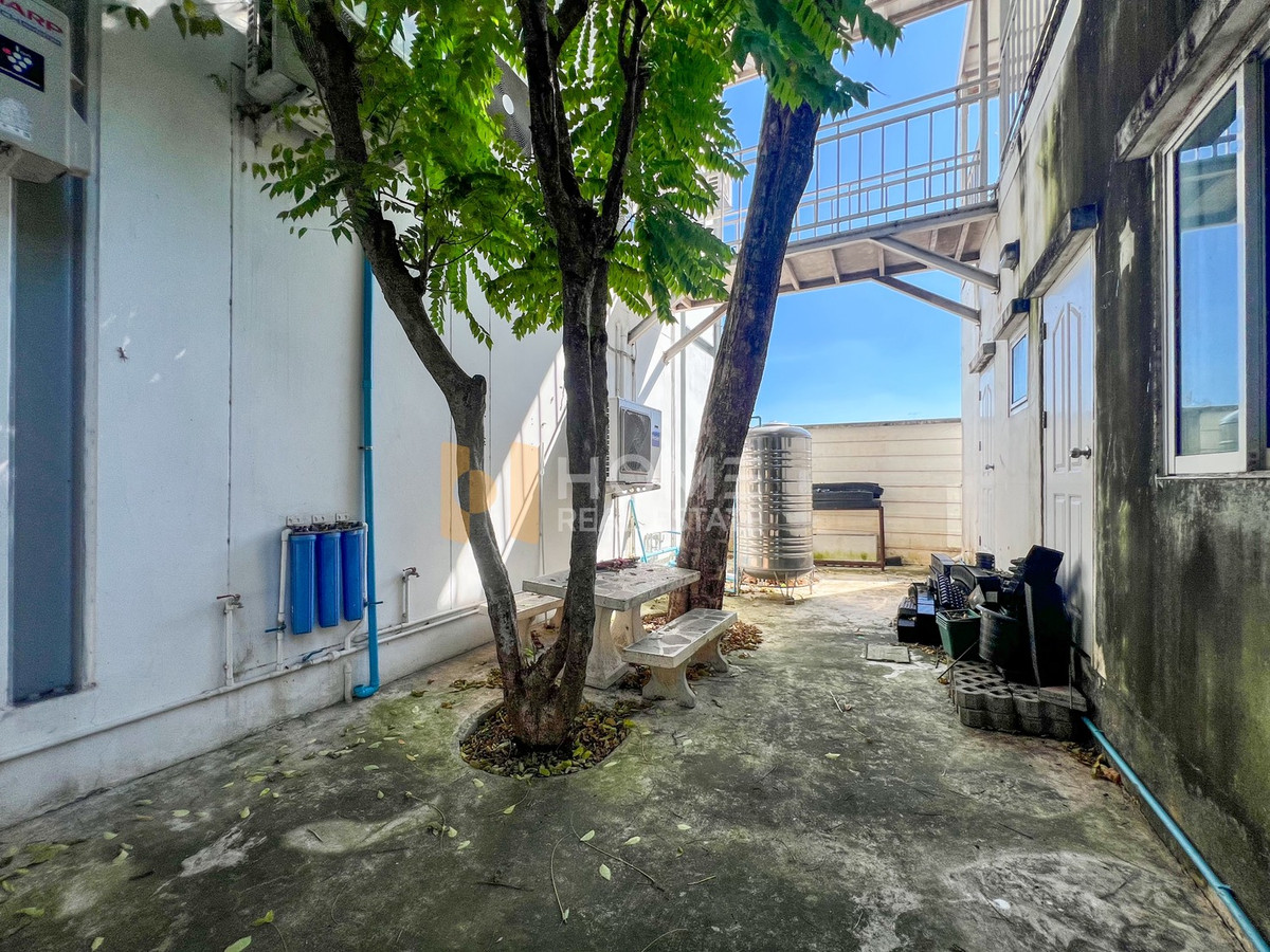 For SaleHome OfficeLadkrabang, Suwannaphum Airport : Mind Hof Romklao-Suvarnabhumi / 3 Floor (FOR SALE) BZD020