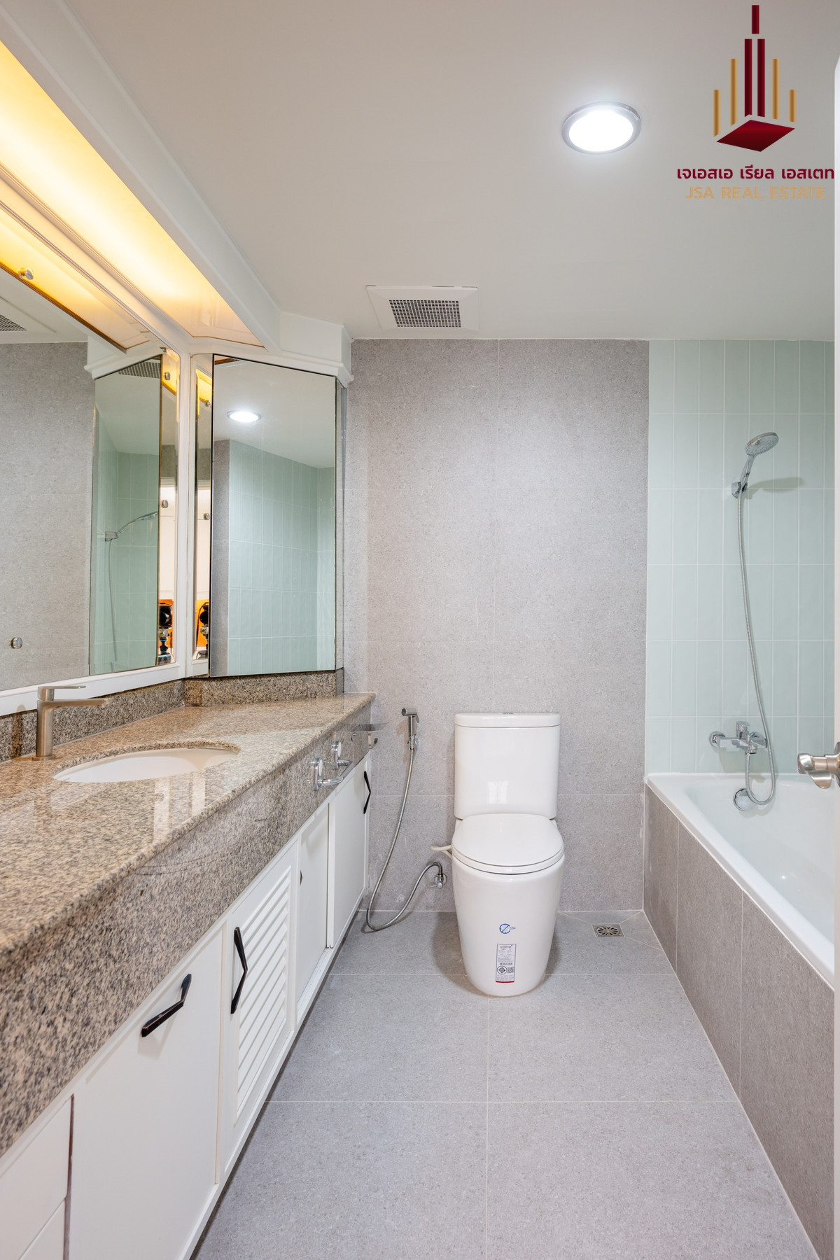 For SaleCondoSukhumvit, Asoke, Thonglor : ✨ For Sale: Las Colinas Condo ✨ 💰 Only 27,900,000 THB