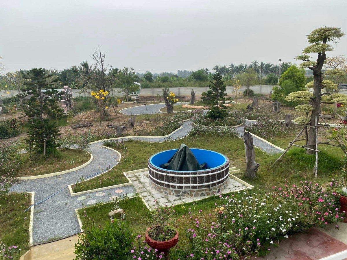 ขายบ้านนครปฐม : 📢👇 ราคาดีที่หาไม่ได้ง่าย ๆ! บ้านพร้อมโกดัง บนพื้นที่ใหญ่ ขายต่ำกว่าทุนการก่อสร้าง คุ้มค่าในการเป็นเจ้าของ ออกแบบและก่อสร้างอย่างพิถีพิถัน เดินทางสะดวก ใกล้แหล่งชุมชนและสิ่งอำนวยความสะดวกครบครัน