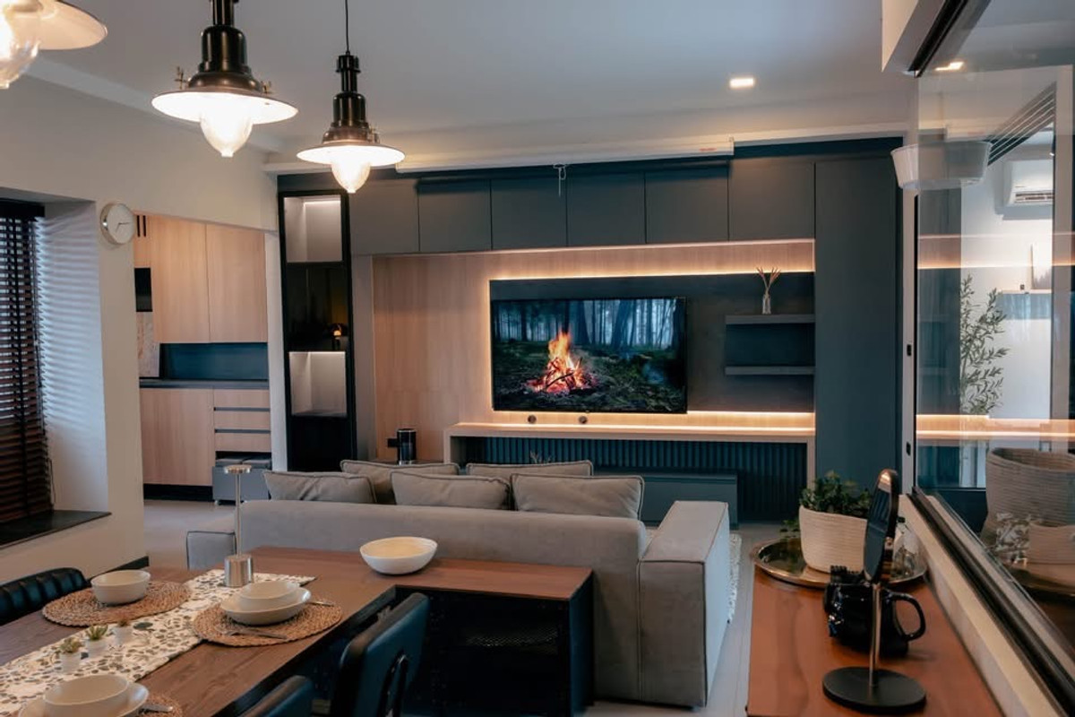 For SaleHouseBangna, Bearing, Lasalle : VIVE Bangna KM.7 📞092-690-5445 Super Luxury 3 Bedrooms • Fully Furnished + Appliances • 18 MB Prime Bangna KM.7 Location, Near the Airport