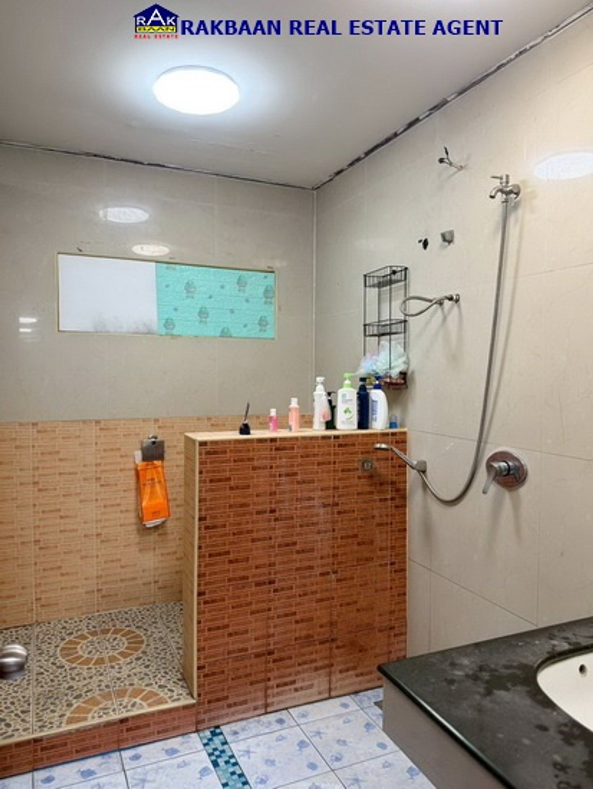 For SaleHome OfficeNonthaburi, Bang Yai, Bangbuathong : Home office for sale with warehouse Well decorated, ready to use immediately, 137 sq m, location Soi Chulin Chuan 4, Bang Bua Thong, Nonthaburi.