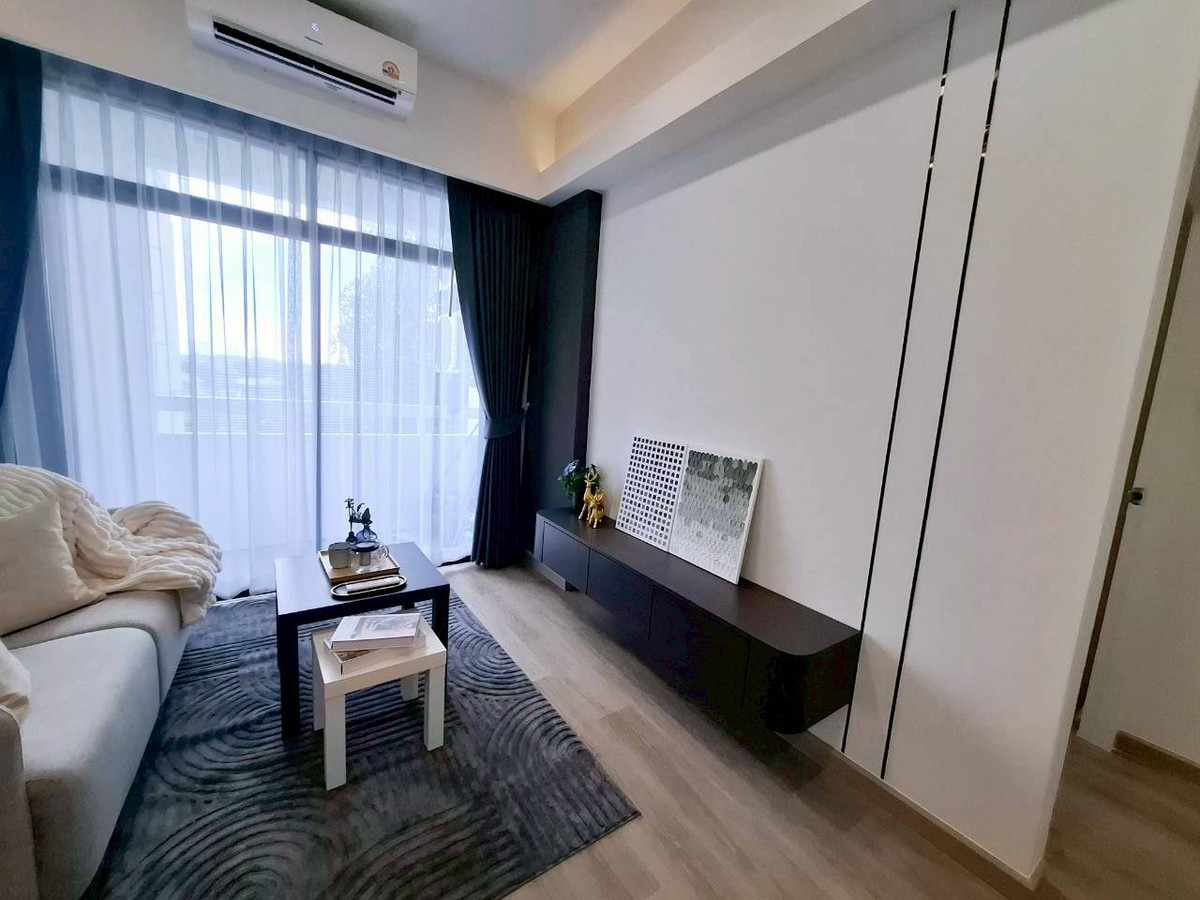 For SaleCondoPattanakan, Srinakarin : sell !! St. Charm Condominium, spacious room, beautifully decorated, ready to move in. Near the skytrain station