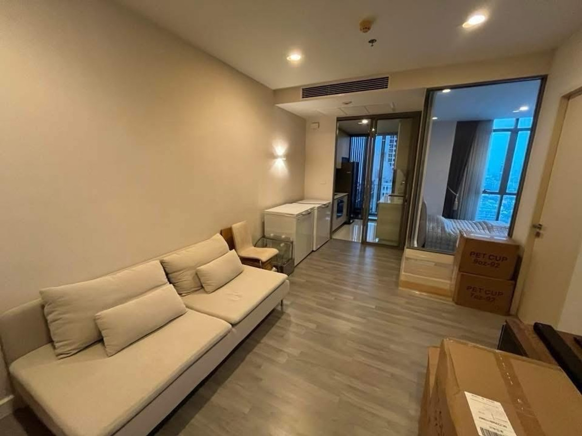 For RentCondoWongwianyai, Charoennakor : @condocurator📍For rent The Room BTS Wongwian Yai, fully furnished [PM4305]