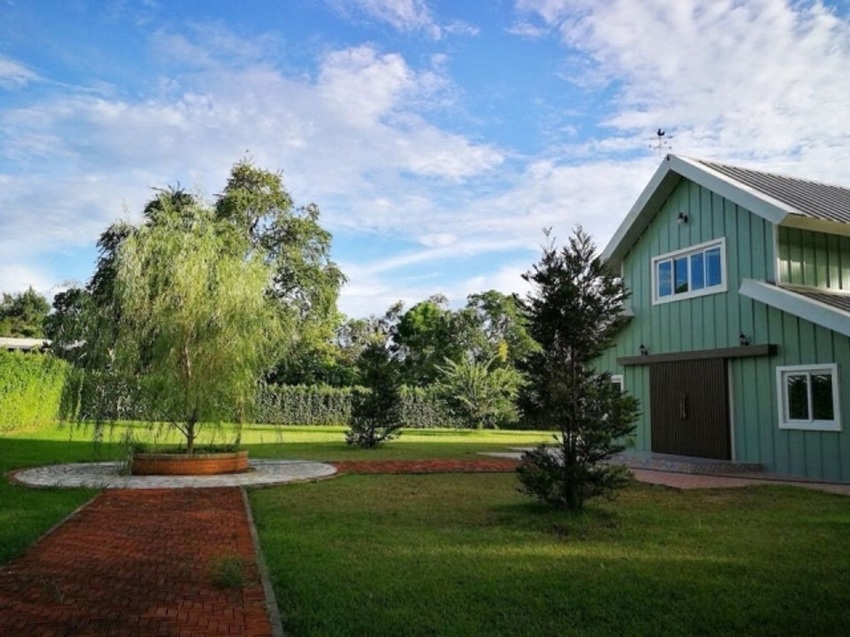 ขายที่ดินราชบุรี : ขาย ที่ดิน 13-0-15.9 ไร่ ริมแม่น้ำแม่กลอง พร้อมบ้าน 4 หลัง สไตล์ Barn House บางโตนด โพธาราม  ราชบุรี  