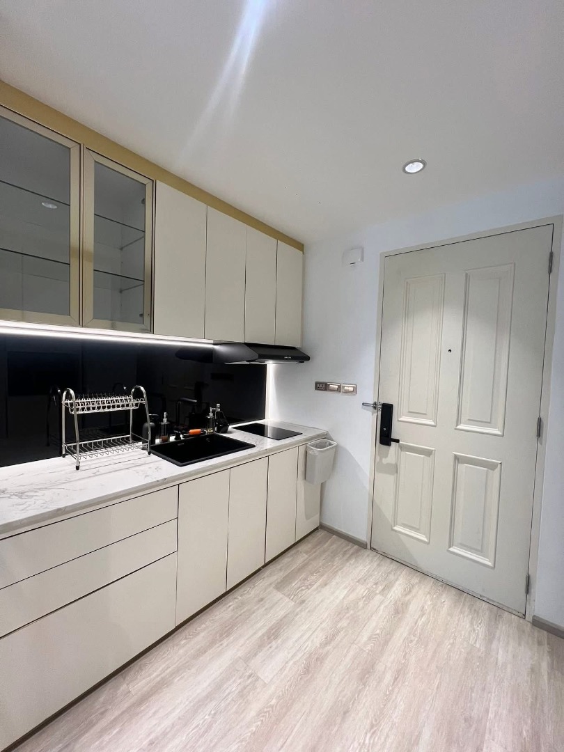 ให้เช่าคอนโดสุขุมวิท อโศก ทองหล่อ : 🔥ให้เช่าด่วน🔥เดอะ โคลเวอร์ ทองหล่อ ห้องกว้าง เฟอร์นิเจอร์ครบพร้อมเข้าอยู่ ใกล้ BTS ทองหล่อ