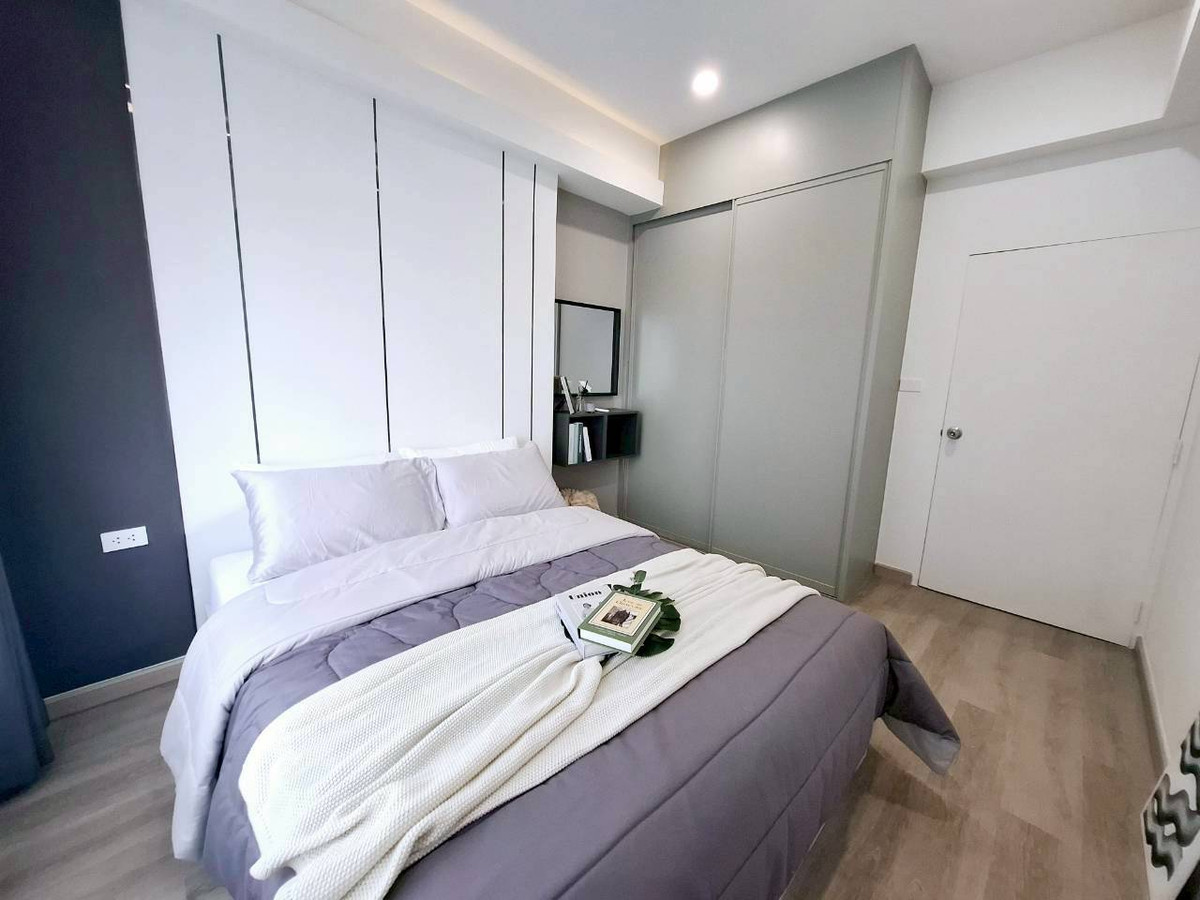 For SaleCondoPattanakan, Srinakarin : sell !! St. Charm Condominium, spacious room, beautifully decorated, ready to move in. Near the skytrain station