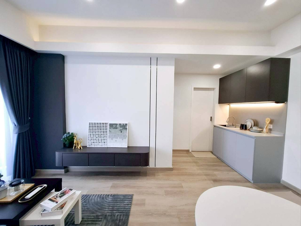 For SaleCondoPattanakan, Srinakarin : sell !! St. Charm Condominium, spacious room, beautifully decorated, ready to move in. Near the skytrain station
