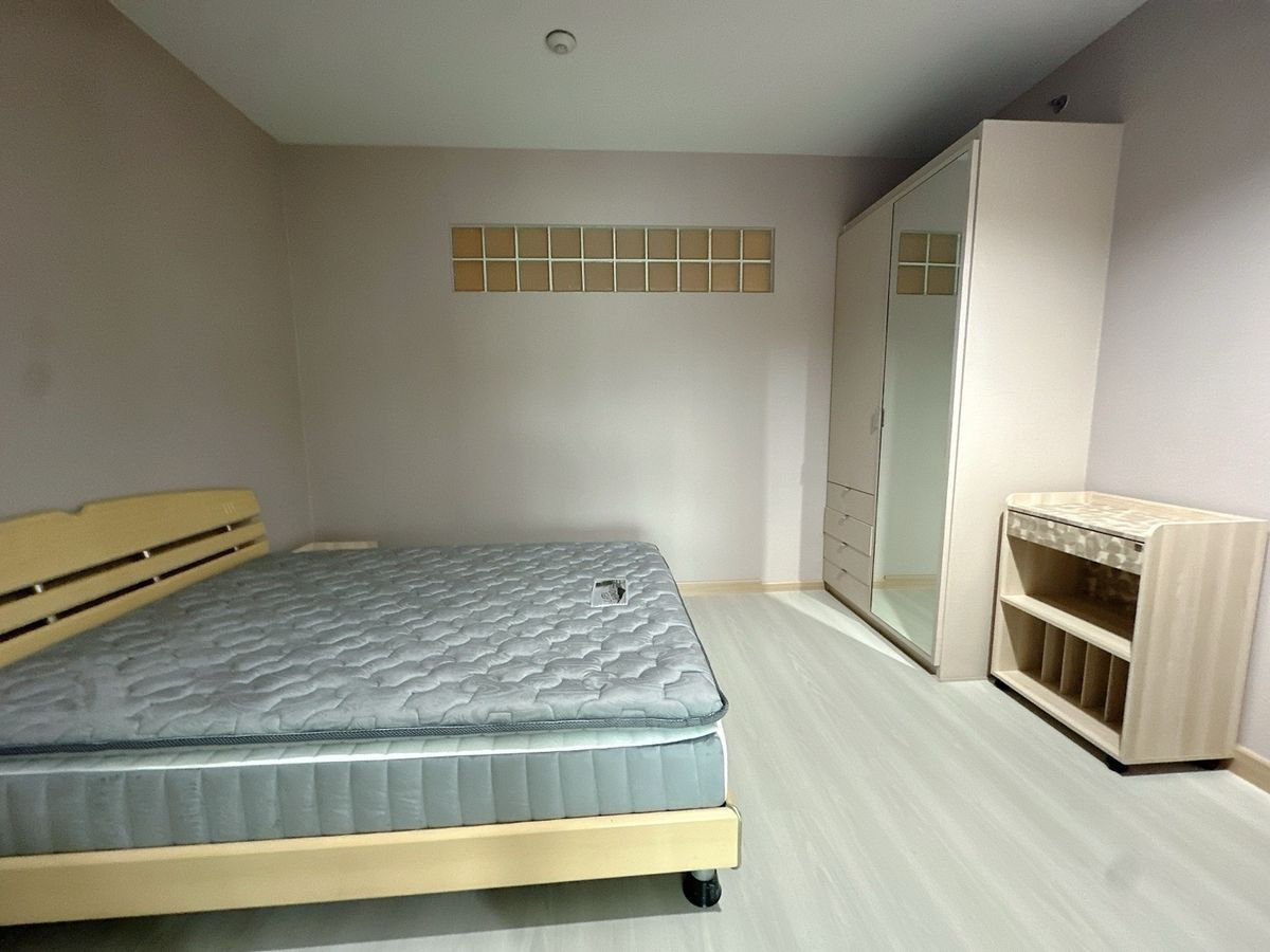 CondoSathorn, Narathiwat : 💥 For Sale & Rent — Fully Renovated Condo in the Heart of Sathorn–Yan Nawa | 2 Bedrooms with Brand-New Furniture | Premium Location Near BTS Chong Nonsi