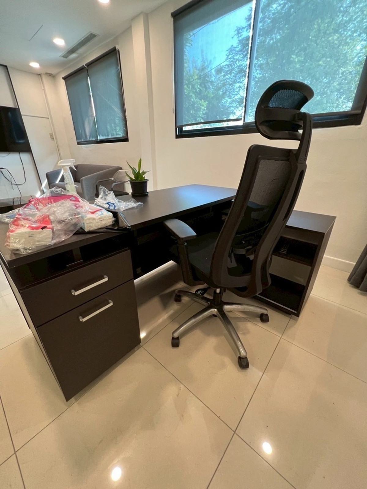 For RentOfficeOnnut, Udomsuk : Office, office for rent, Soi Udomsuk • Punnawithi, Sukhumvit | Office with furniture