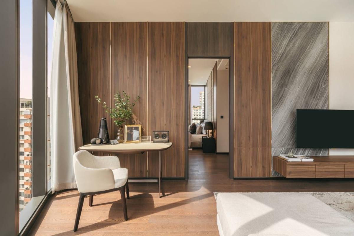 For SaleCondoSukhumvit, Asoke, Thonglor : AESTIQ Thonglor 📞 092-690-5445 2 Bedrooms • Very Spacious 107.58 sq.m. • Only 30.1 MB Pet Allowed • Prime Thonglor • Private Lift for every unit