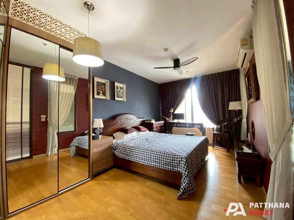 ให้เช่าคอนโดพระราม 9 เพชรบุรีตัดใหม่ RCA : ให่เช่า วิลล่า อโศก 2 ห้องนอน 2 ชั้น สวยอลัง  ใกล้รถไฟฟ้า MRT