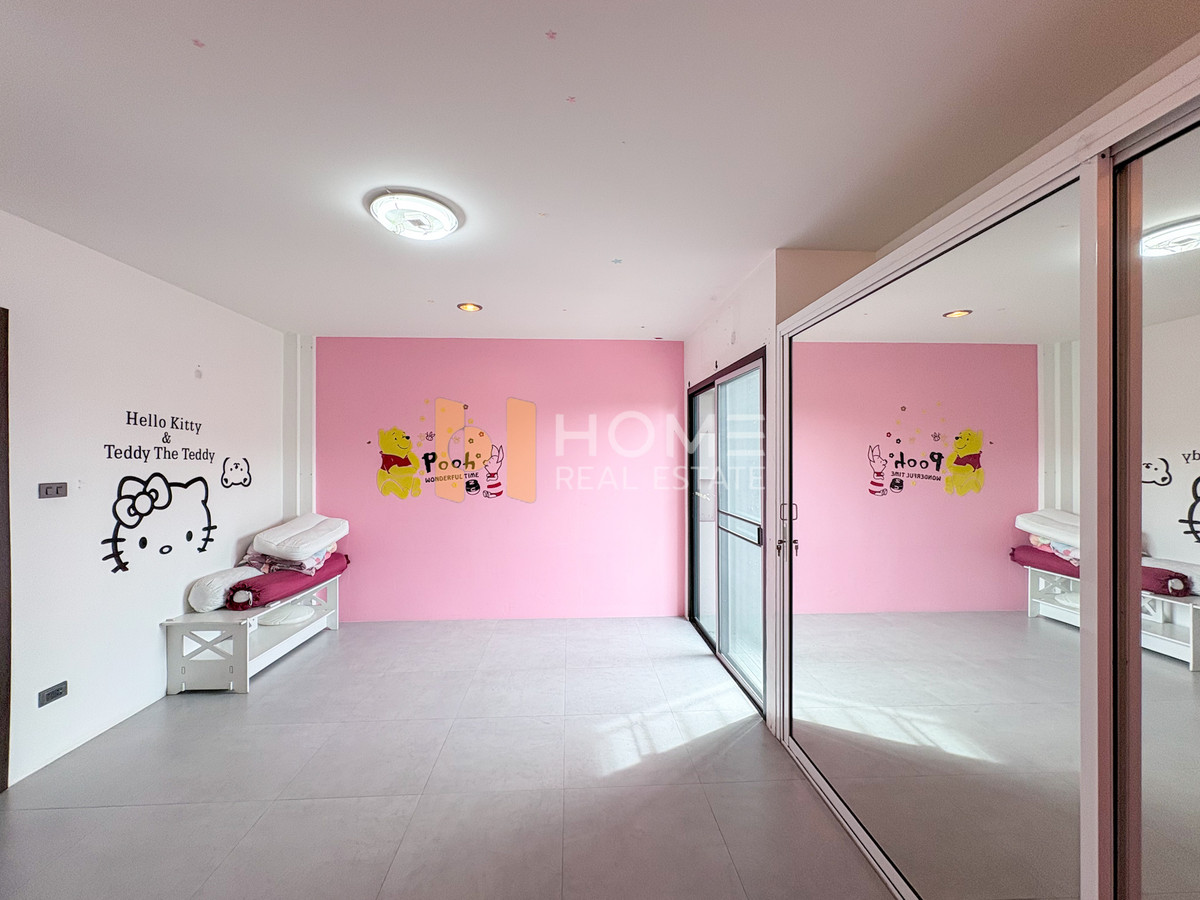 ขายโฮมออฟฟิศเกษตรศาสตร์ รัชโยธิน : ใกล้ BTS เสนานิคม เพียง 800 ม. 🔥 โฮมออฟฟิศ ตึกแถว เสนานิคม 1 ซอย 24 / 4 ชั้น (ขาย), Home Office Senanikom 1 Soi 24 / 4 Storey (FOR SALE) TPM092