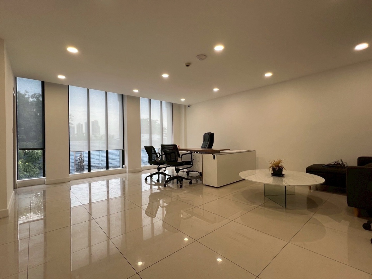 For RentOfficeOnnut, Udomsuk : Office, office for rent, Soi Udomsuk • Punnawithi, Sukhumvit | Office with furniture
