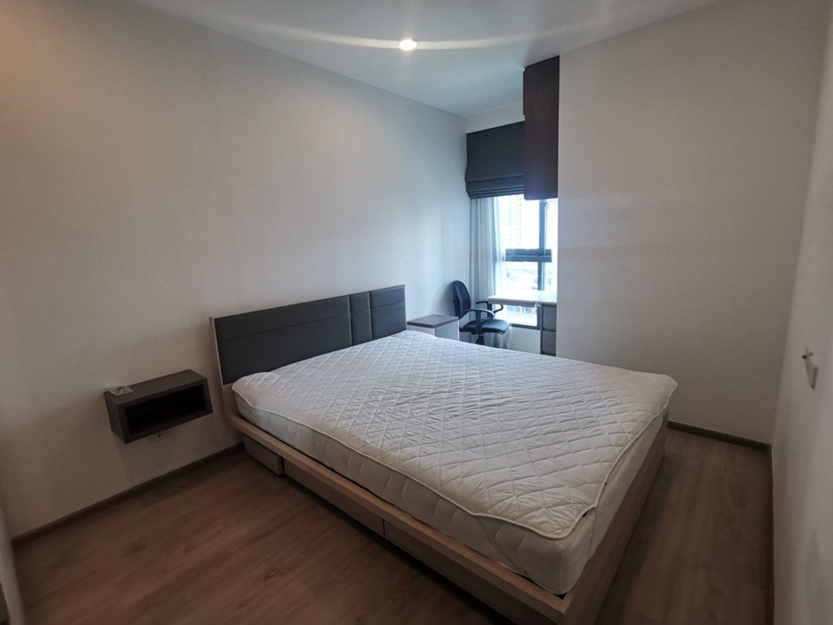 ให้เช่าคอนโดท่าพระ ตลาดพลู วุฒากาศ :  ให้เช่า  ไอดีโอ วุฒากาศ ( Ideo wutthakat ) ติด BTS วุฒากาศ 110 เมตร รวมเฟอร์ + ห้อง 31 ตรม เพียง 10,500 บาท 