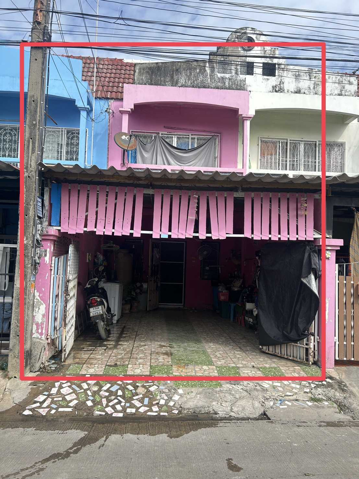 For SaleTownhomeAyutthaya : Townhouse for sale DD Land Village, 96 sq m., near DD Market.