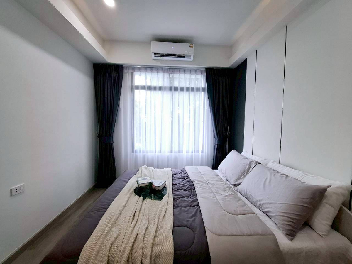 For SaleCondoPattanakan, Srinakarin : sell !! St. Charm Condominium, spacious room, beautifully decorated, ready to move in. Near the skytrain station