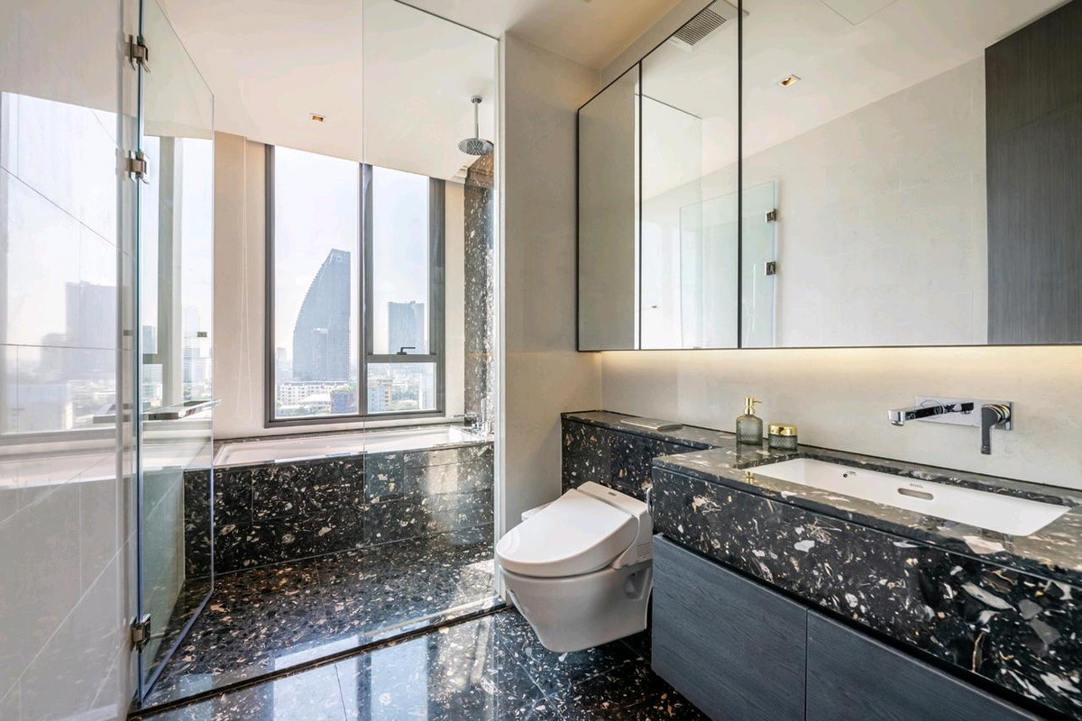 คอนโดสุขุมวิท อโศก ทองหล่อ : 📌For RENT & SELL เช่า และ ขาย | BEATNIQ Sukhumvit 32 - 2BR (81 sqm) 90,000 THB / 24,900,000 THB