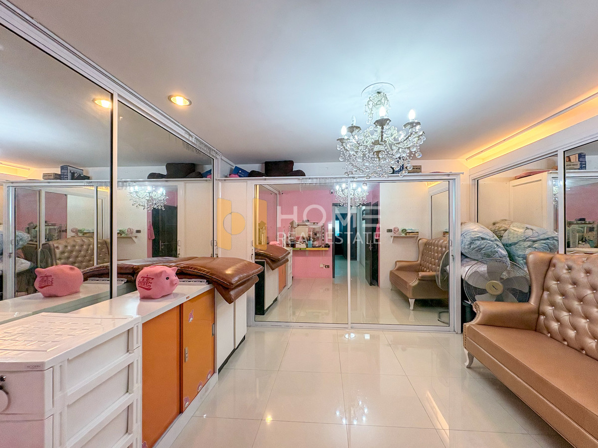 ขายโฮมออฟฟิศเกษตรศาสตร์ รัชโยธิน : ใกล้ BTS เสนานิคม เพียง 800 ม. 🔥 โฮมออฟฟิศ ตึกแถว เสนานิคม 1 ซอย 24 / 4 ชั้น (ขาย), Home Office Senanikom 1 Soi 24 / 4 Storey (FOR SALE) TPM092