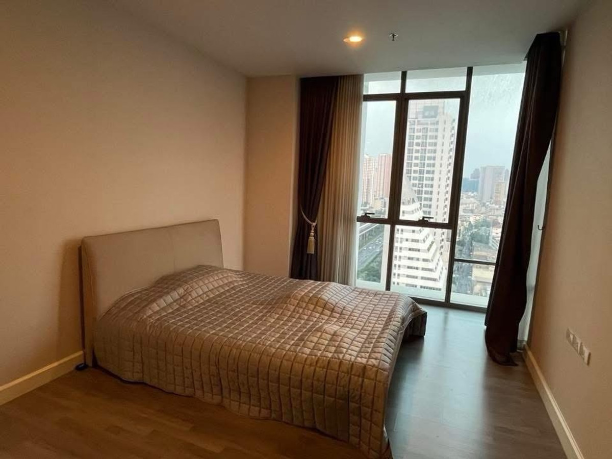 ให้เช่าคอนโดวงเวียนใหญ่ เจริญนคร : @condocurator📍ให้เช่า The Room BTS Wongwian Yai เฟอร์นิเจอร์ครบ [PM4305]