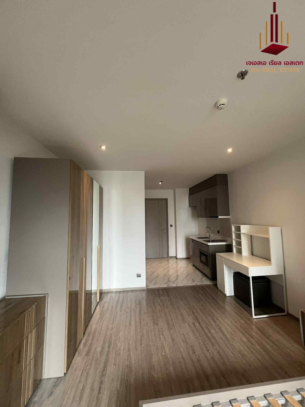 For SaleCondoSukhumvit, Asoke, Thonglor : ✨ For Sale: RHYTHM Ekkamai Condo ✨ 💰 Only 4,990,000 THB