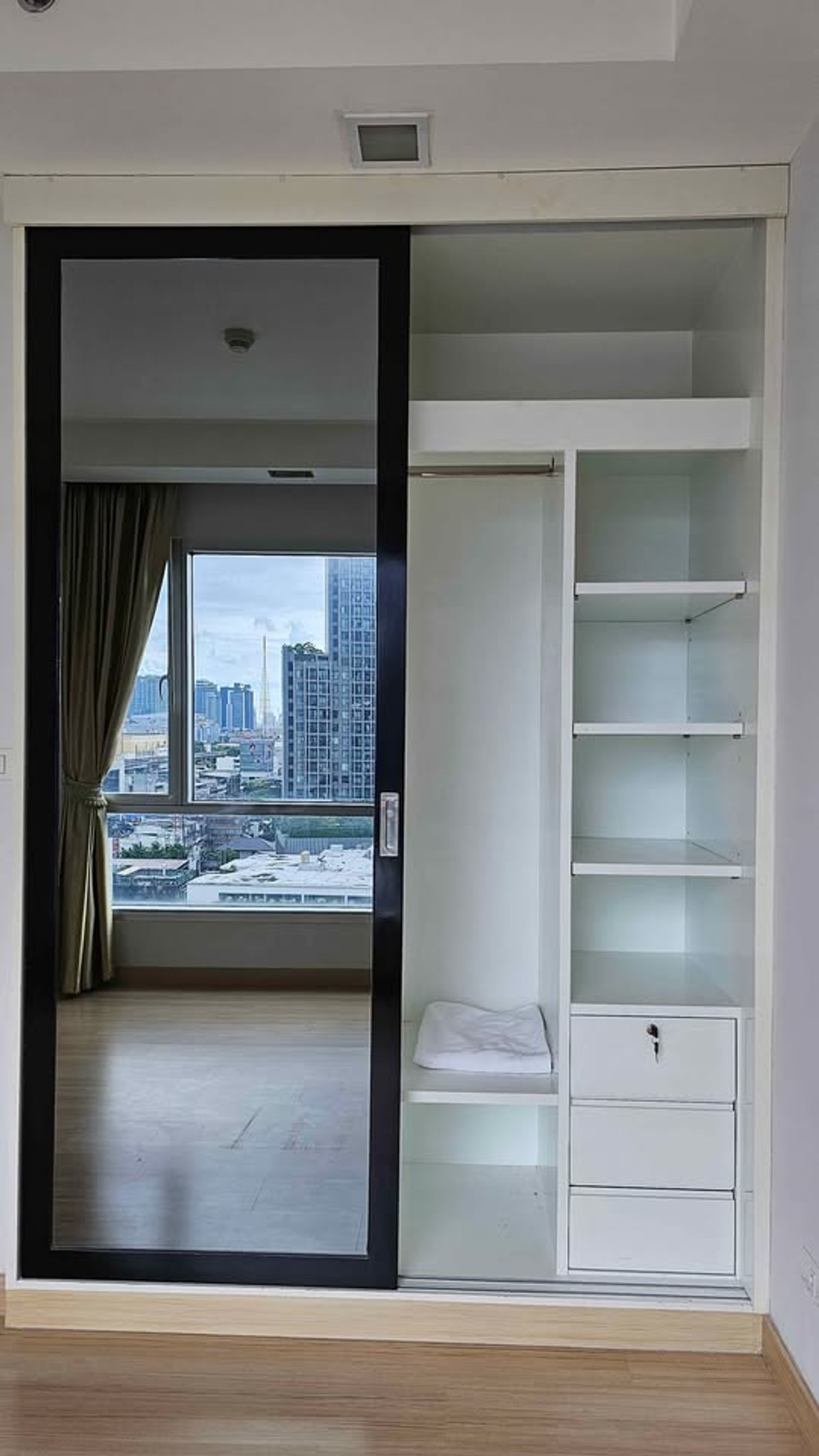 For SaleCondoRama9, Petchburi, RCA : Condo for sale Thru Thonglor price 2,690,000 baht [NCs251107]