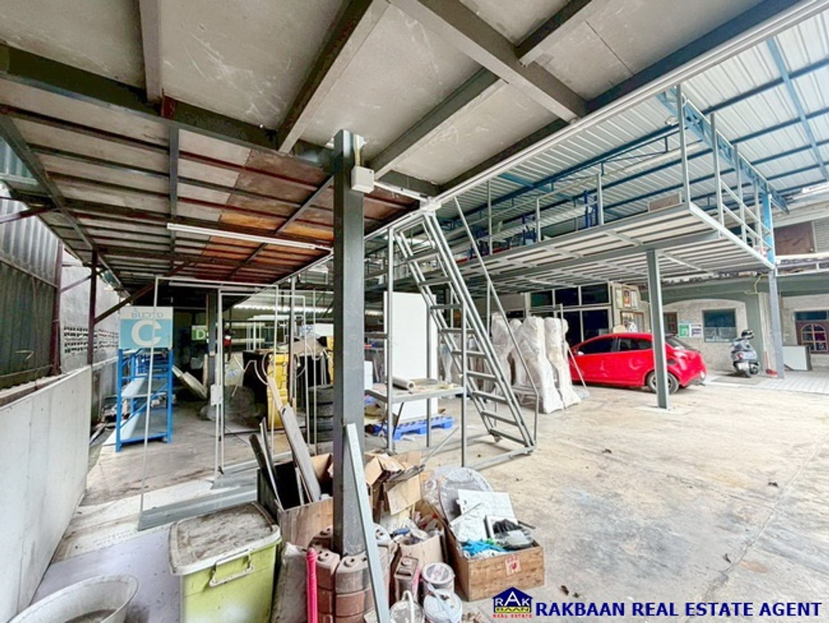 For SaleHome OfficeNonthaburi, Bang Yai, Bangbuathong : Home office for sale with warehouse Well decorated, ready to use immediately, 137 sq m, location Soi Chulin Chuan 4, Bang Bua Thong, Nonthaburi.