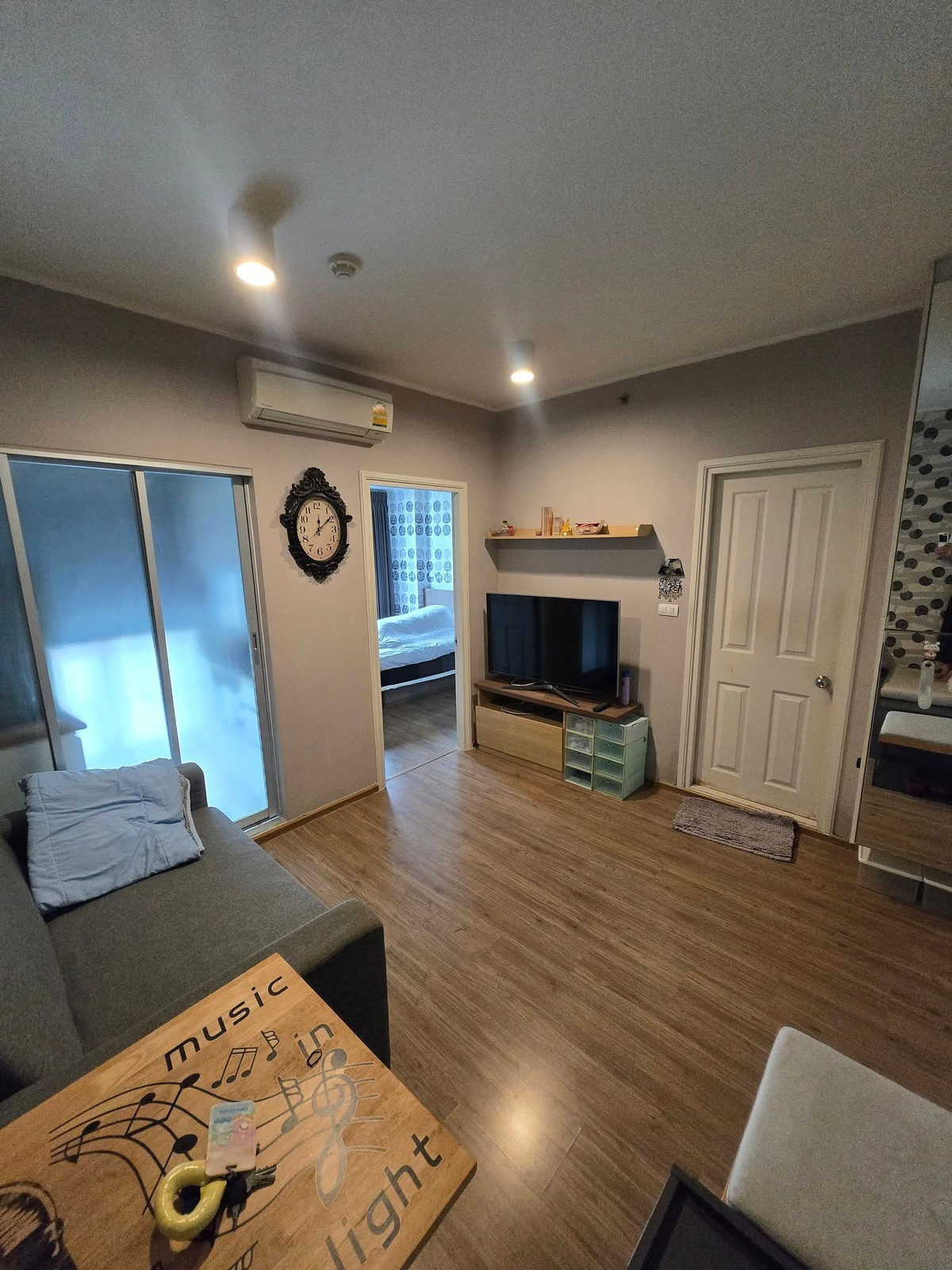 For RentCondoRamkhamhaeng, Hua Mak : (HR053) U delight @ huamak station U Delight @ Hua Mak Station, cheapest room, fully furnished, view of the Yellow Line.