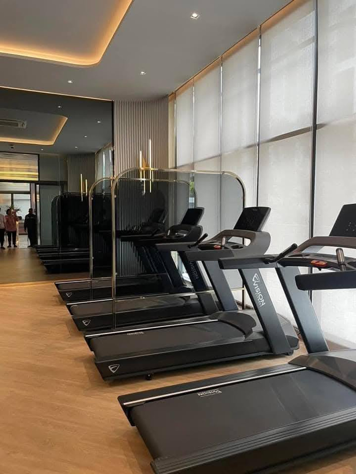 For RentCondoKasetsart, Ratchayothin : For Rent Aspire Ratchayothin 350m. BTS Ratchayothin free shuttle bus closed to 7-11**LINE ID : @751paggb / TEL: 086-3649888