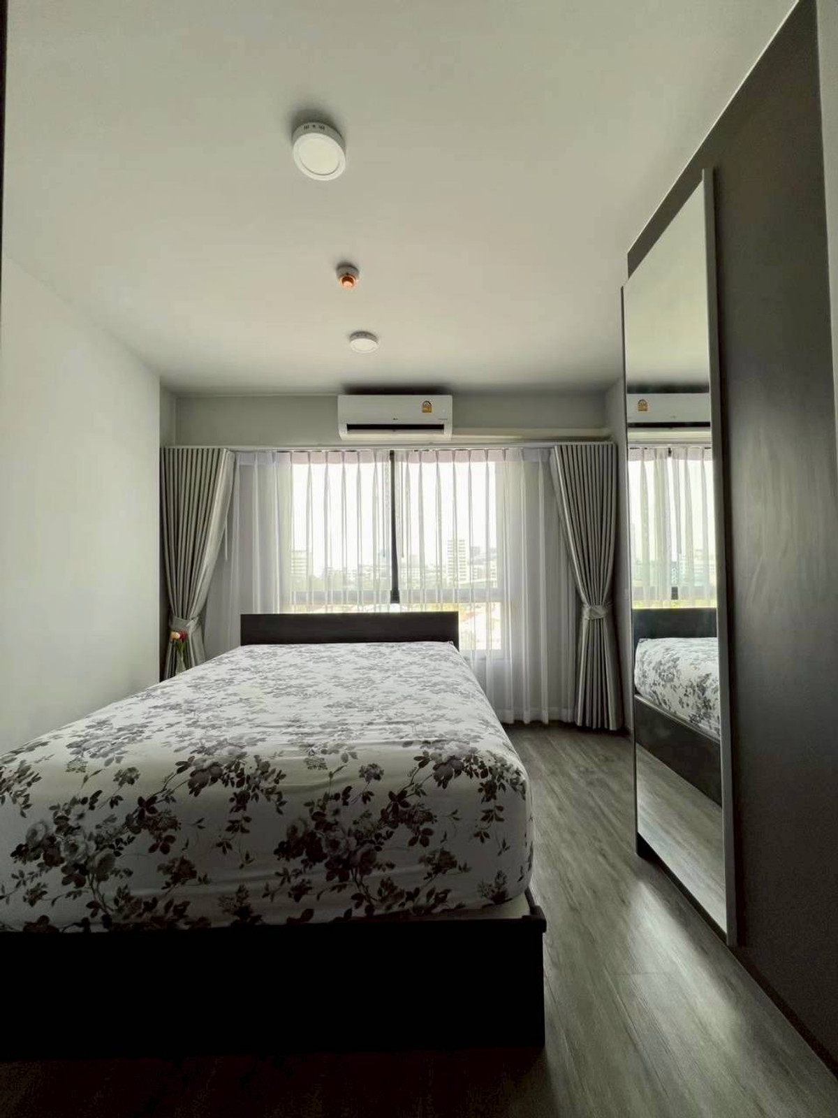 ให้เช่าคอนโดพระราม 9 เพชรบุรีตัดใหม่ RCA : ✅ MTE165 ✅ Line : @p2nproperty