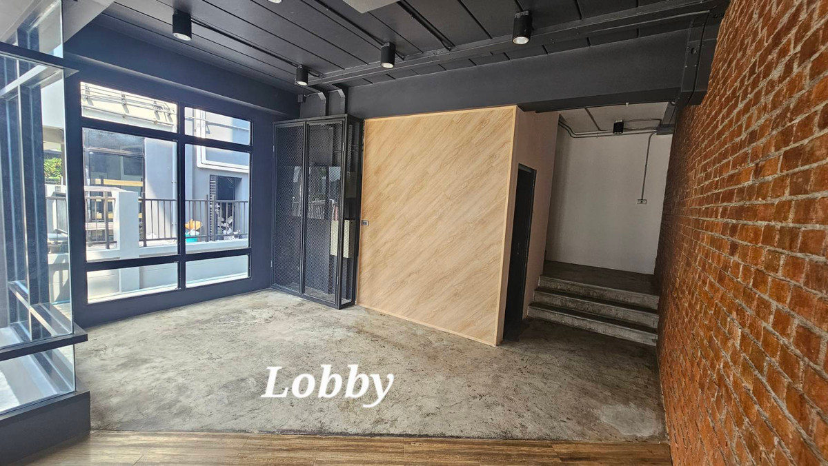 ให้เช่าโฮมออฟฟิศรามคำแหง หัวหมาก : ให้เช่า Home Office 4 ชั้น Standalone Town in Town เหม่งจ๋าย  ใกล้พระราม9 ลาดพร้าว เอกมัย