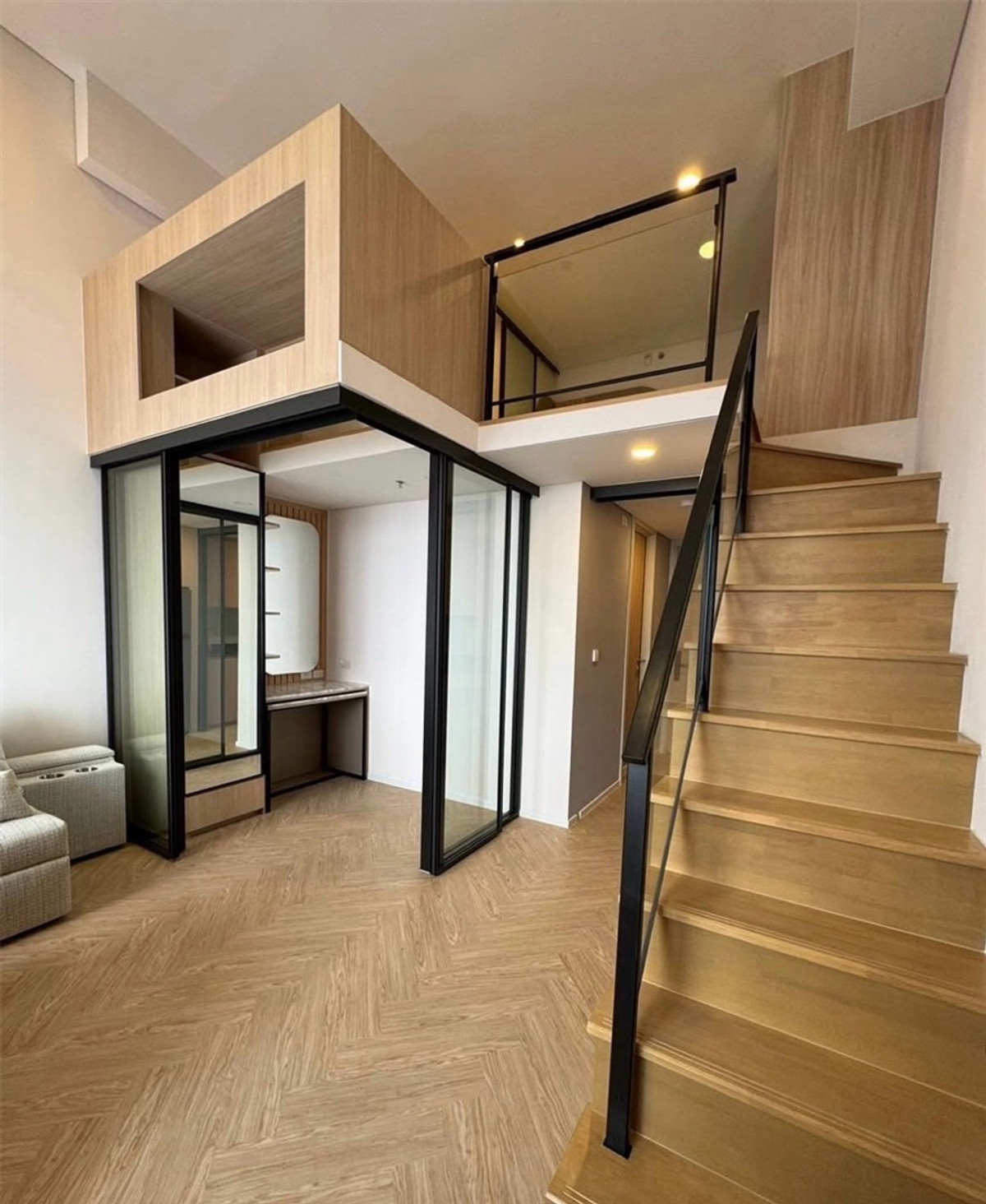 ขายคอนโดพระราม 9 เพชรบุรีตัดใหม่ RCA : ถูกสุดในตึก 9.5 ล้าน 3b3b 99 sqm call 0968516616