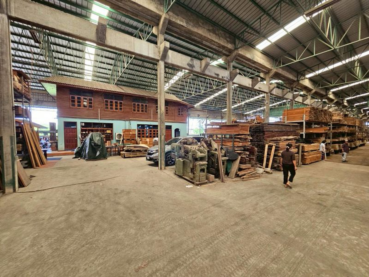 ขายโรงงานปทุมธานี รังสิต ธรรมศาสตร์ : ขาย ที่ดิน ติดถนน บางบัวทอง - สุพรรณบุรี หน้ากว้างประมาณ 90 เมตร เนื้อที่  26 ไร่ พร้อมกิจการ โรงงานไม้สัก ขนาดใหญ่ มีใบอนุญาติ อ.ลาดหลุมแก้ว ปทุมธานี 