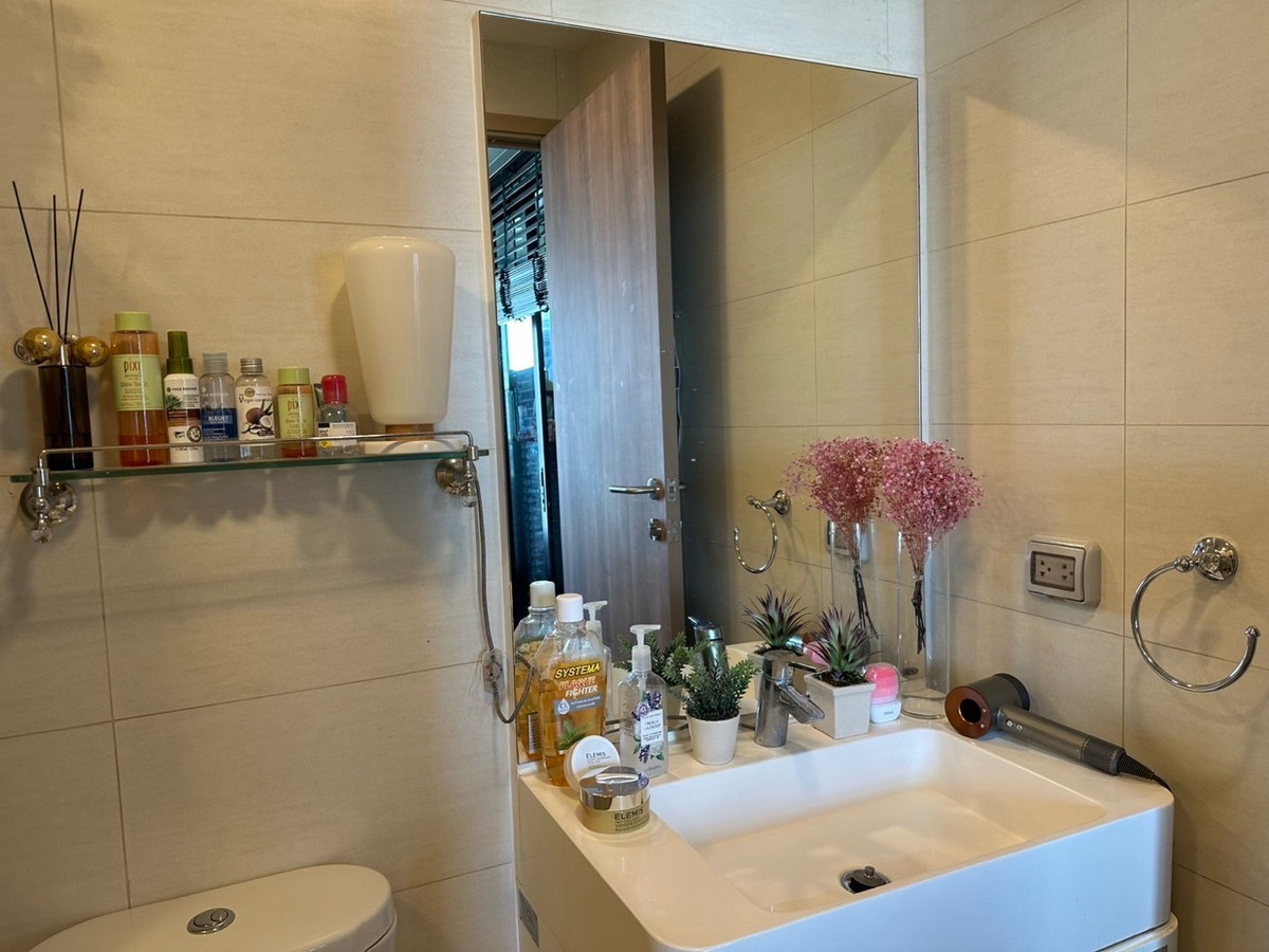 ขายคอนโดพระราม 9 เพชรบุรีตัดใหม่ RCA : Condolette midst Rama9⭐️ ขายด่วน🔥ขนาด29sq.m วิวโล่งระเบียงตะวันออก 084-9792464ตั้ม