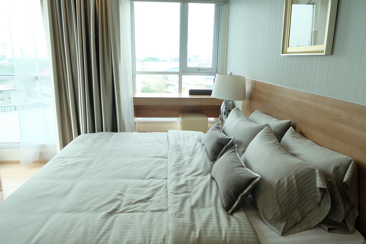 ให้เช่าคอนโดสาทร นราธิวาส : ให้เช่า 📍 Rhythm Sathorn 📍 2 ห้องนอน 2 ห้องน้ำ เฟอร์นิเจอร์ และ เครื่องใช้ไฟฟ้าครบ ใกล้ BTS สุรศักดิ์